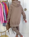 Elegant sweatshirt and pants set for wome